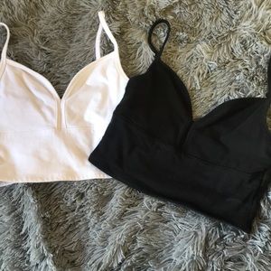 Hollister crop tops 2 for 1!